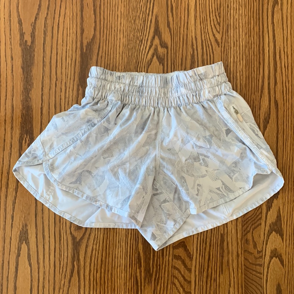 Lululemon workout short